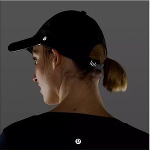 Lululemon black baseball hat